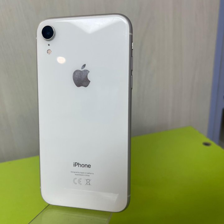 Apple iPhone XR 64Gb