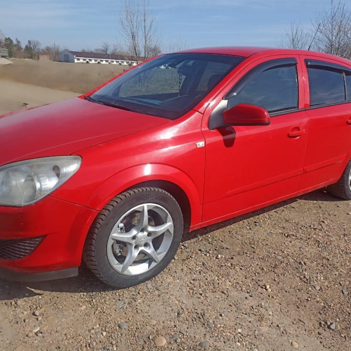 Opel Astra, 2008