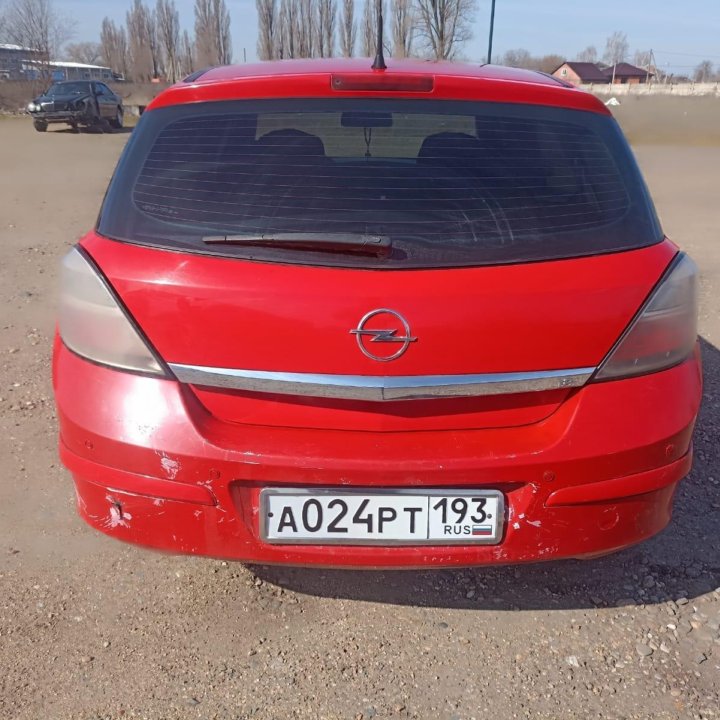 Opel Astra, 2008