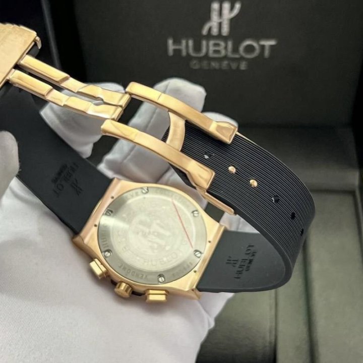 Часы мужские hublot