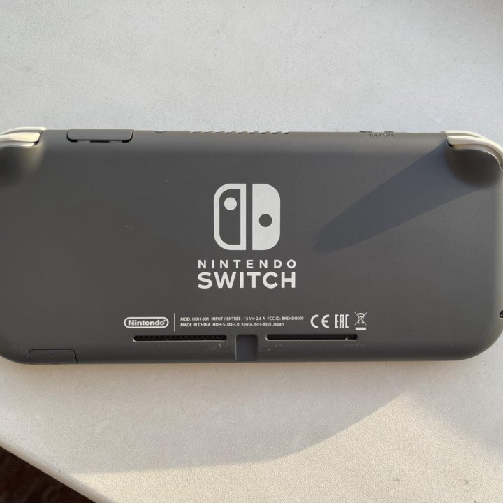 Nintendo Switch Lite (серая)