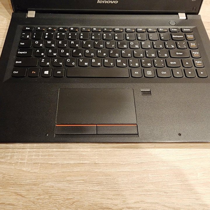 Lenovo E31-80, core i3(6 gen), 8gb, 256SSD, 13.3