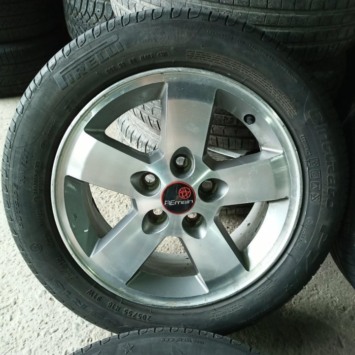 Колеса R16 5x114.3, 205/55R16 Pirelli (7484)