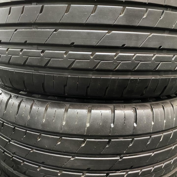 235/50 r18 Dunlop . Шины из Японии.