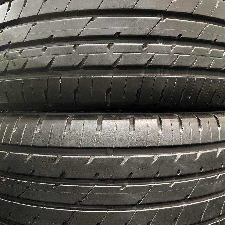 235/50 r18 Dunlop . Шины из Японии.