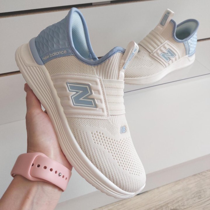 Кроссовки женские без шнуров New Balance