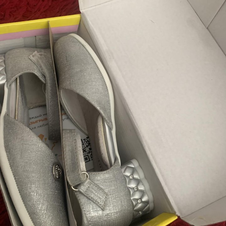 Туфли праздничные доя девочки