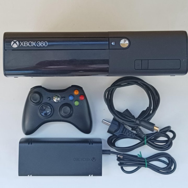 Xbox 360 Slim E 250GB