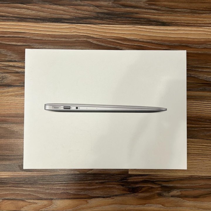 Macbook Air 13 (2017) 8 GB/128GB A1466