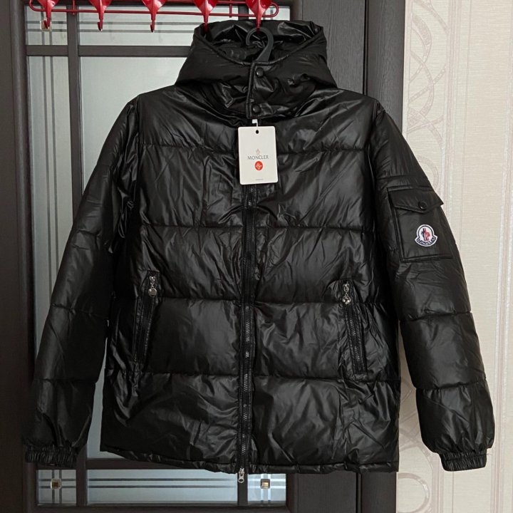 Мужской пуховик Moncler