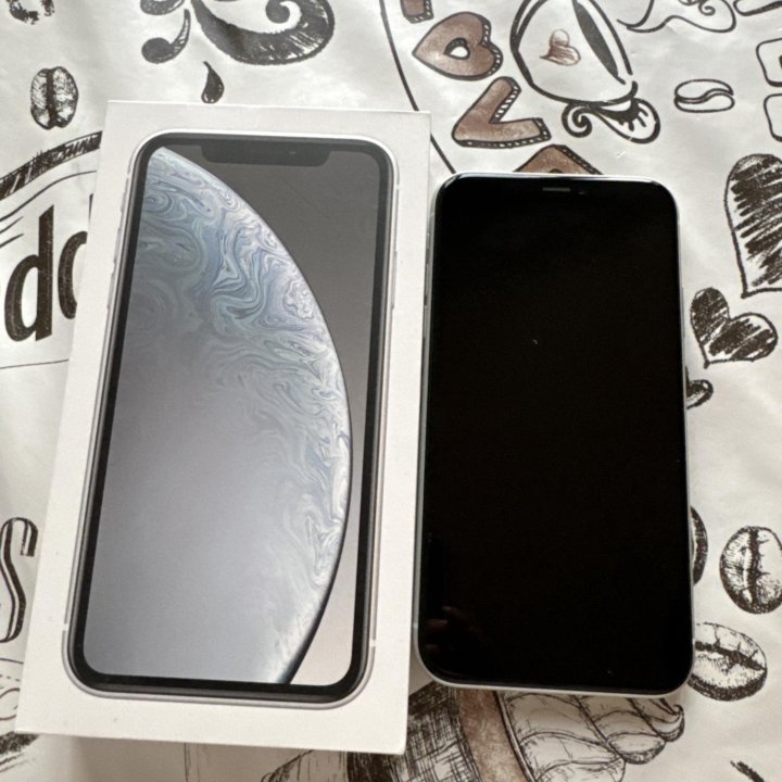 iPhone XR 128гб