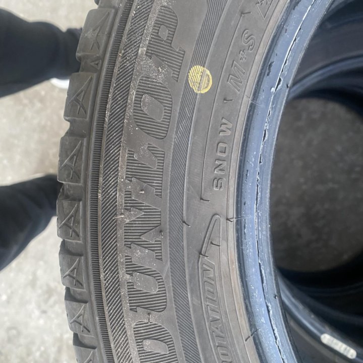 Продаю шины Dunlop 195/60R16