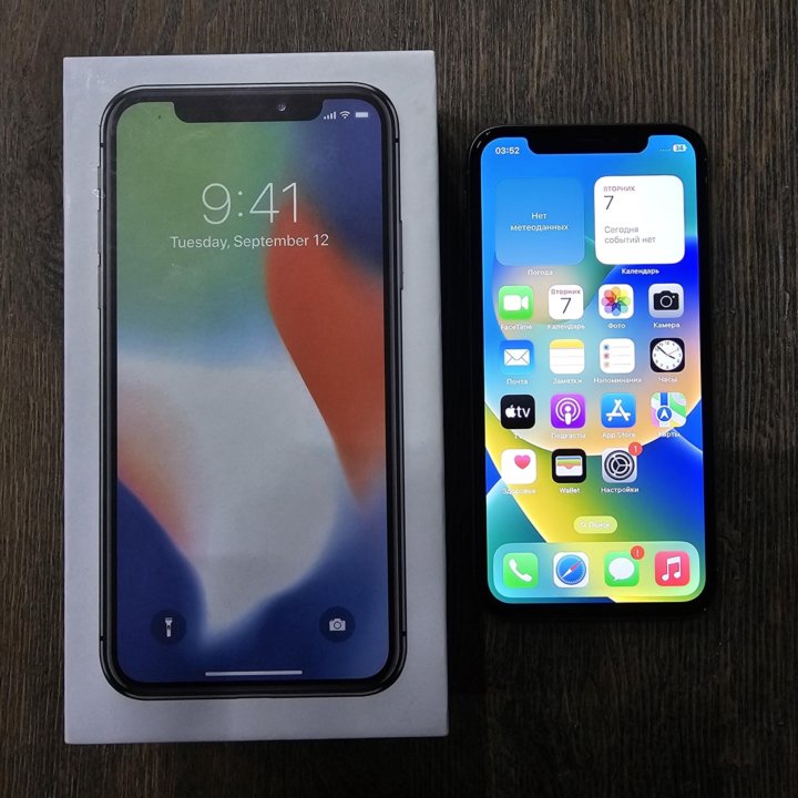 Apple iPhone X 256gb. С коробкой.