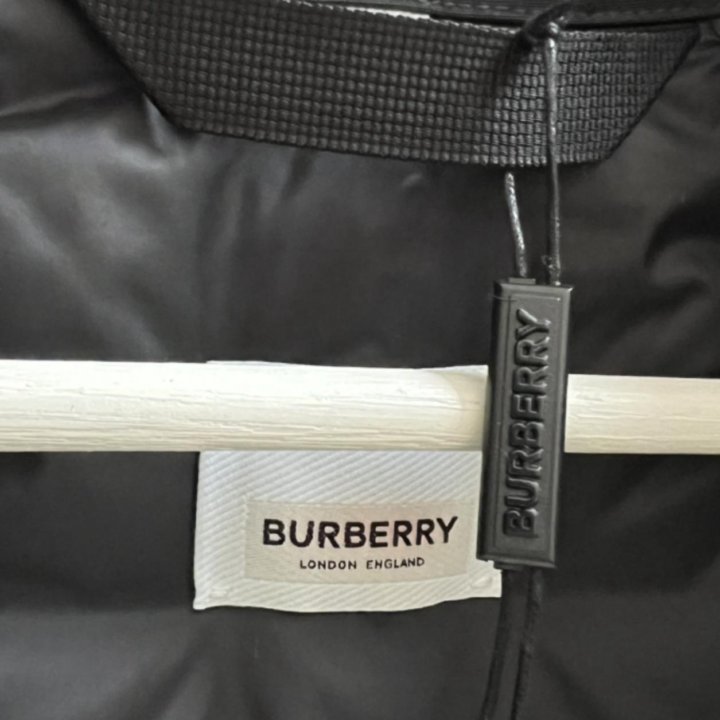 Пуховик burberry оригинал новый