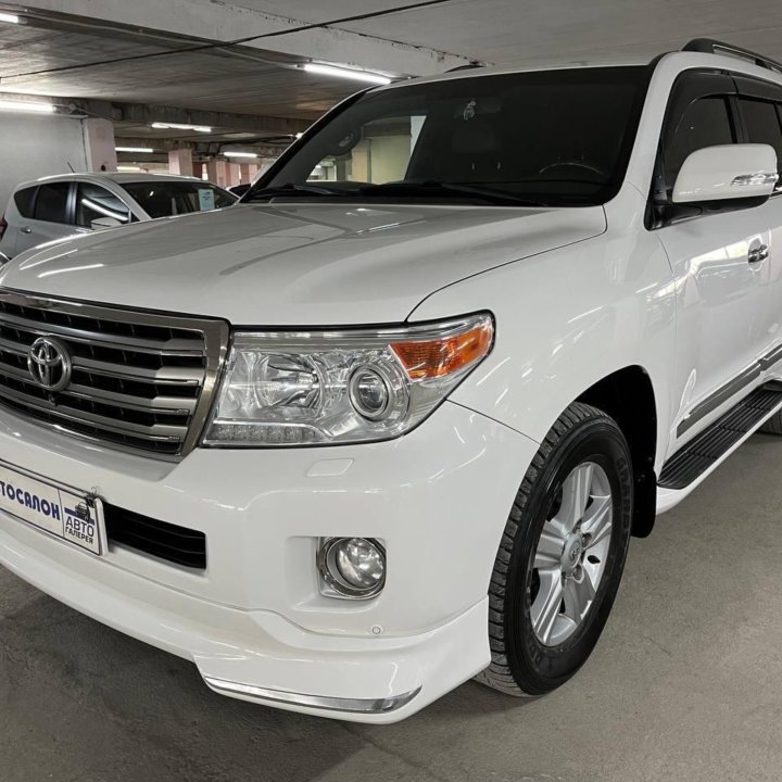 Toyota Land Cruiser, 2013