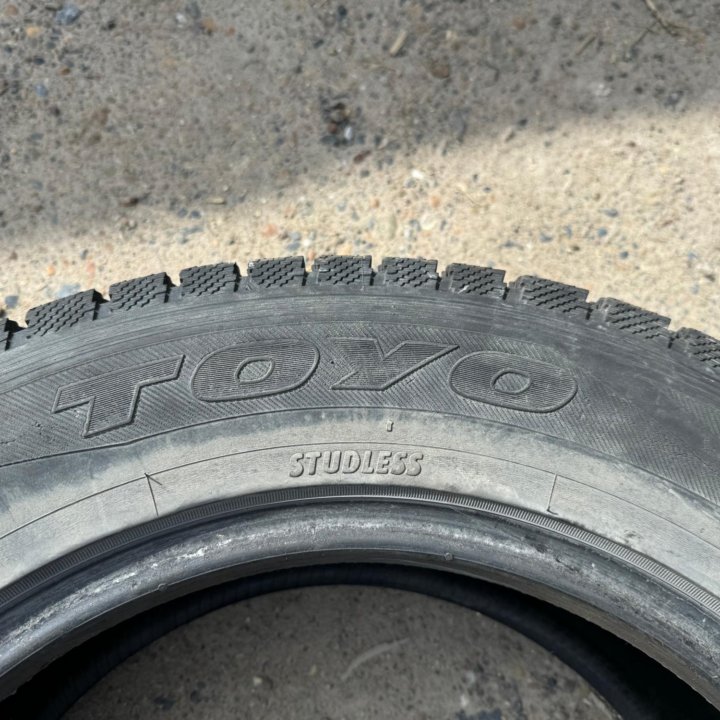 225/65 R17 TOYO ЛИПУЧКА