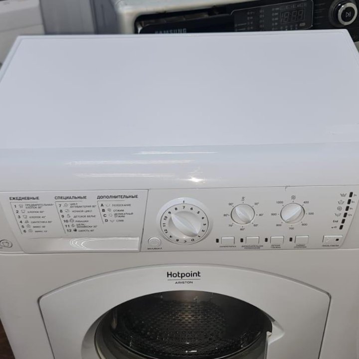 Стиральная машина Hotpoint ARSL 103