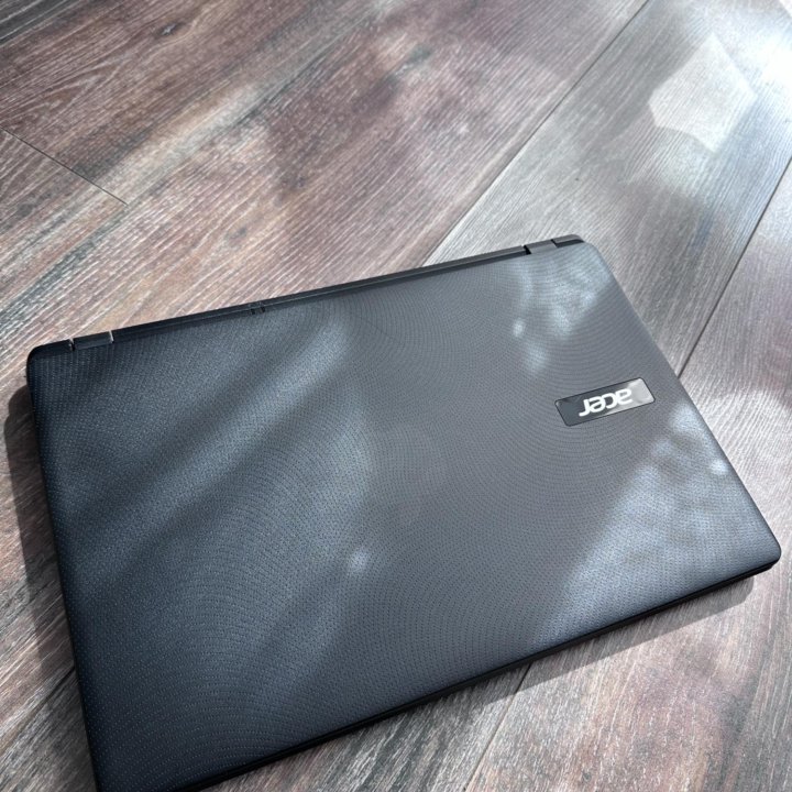 Ноутбук ACER ES1-531