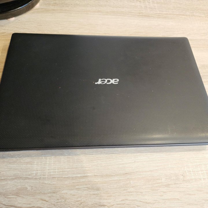 Acer 7750g, core i5, 8gb, SSD+HDD, 17