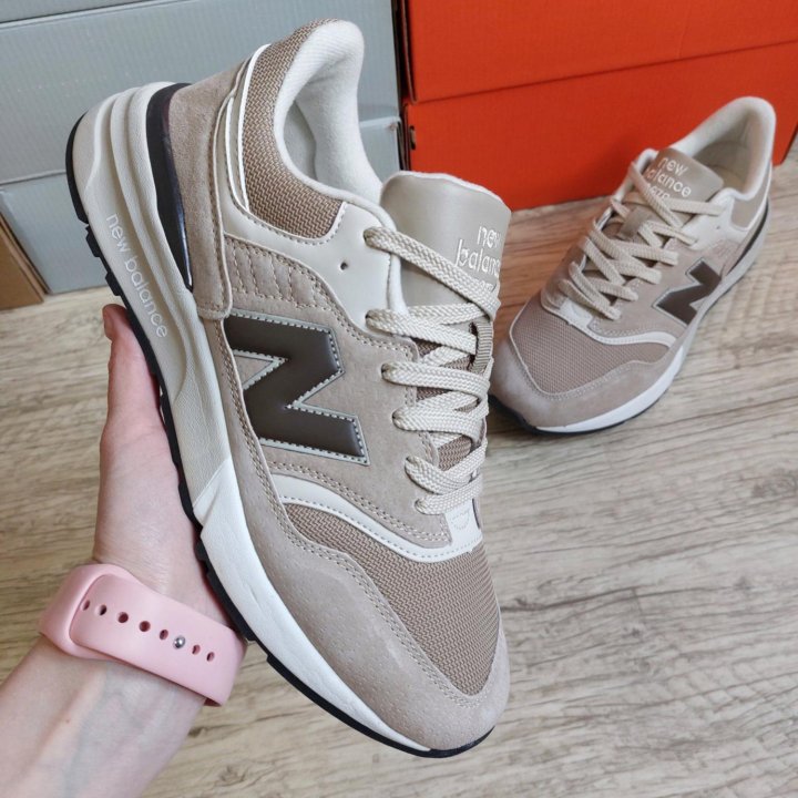 Кроссовки NEW BALANCE 997R бежевые 40 41 42 44