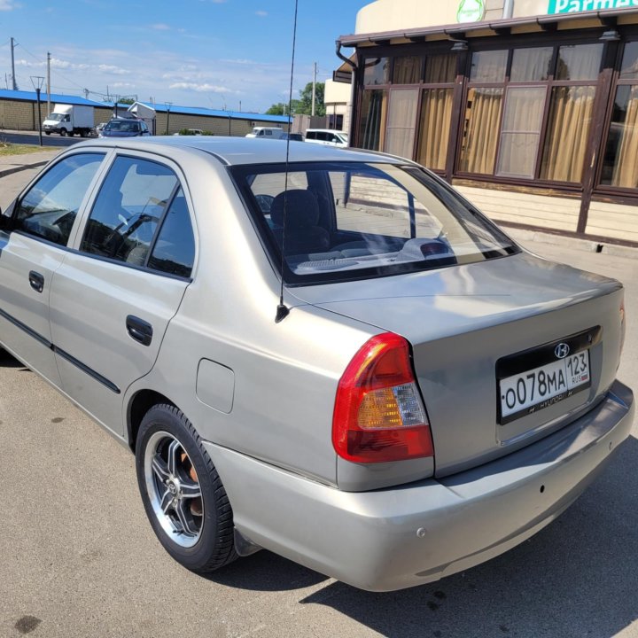 Hyundai Accent, 2007