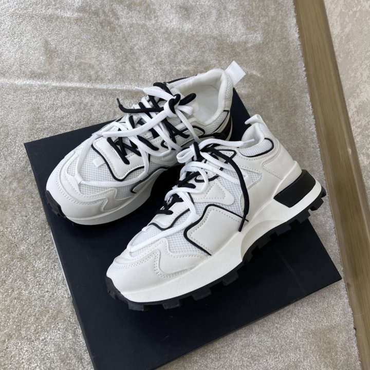 Кроссовки р:38