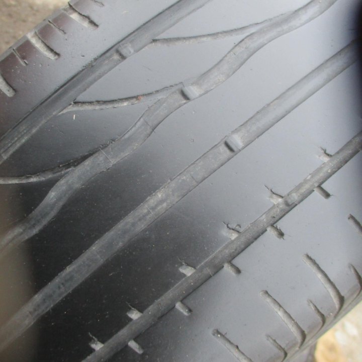 2шт 215 \ 60 R16 Bridgestone