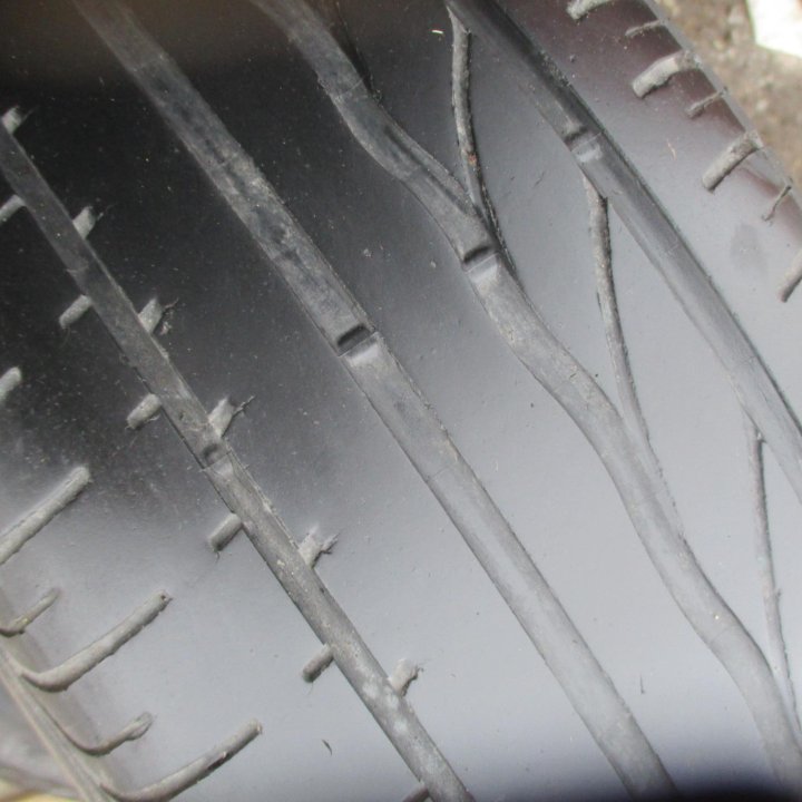 2шт 215 \ 60 R16 Bridgestone