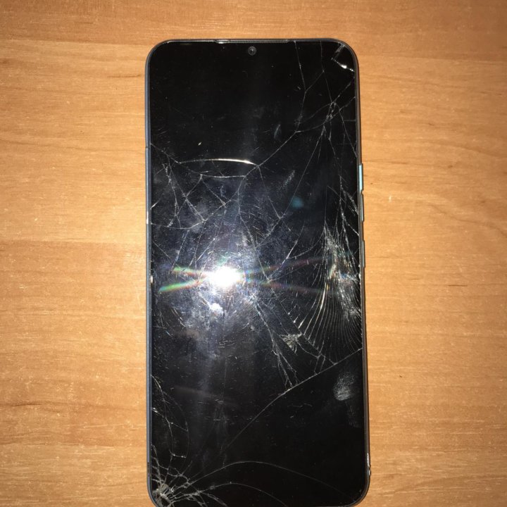 Смартфон техно спарк