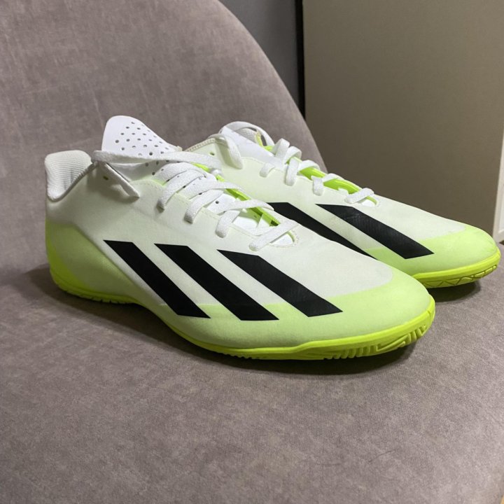 Бутсы футбольные для зала adidas X CrazyFast.4