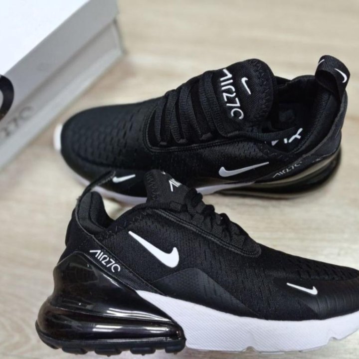 Кроссовки Nike Air Max 270