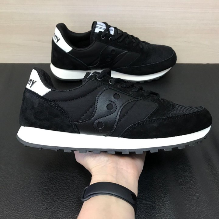 Кроссовки Saucony Shadow мужские черные