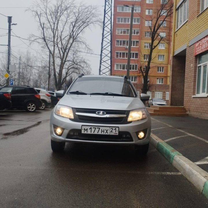 ВАЗ (Lada) Granta, 2015