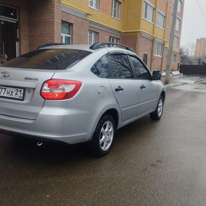 ВАЗ (Lada) Granta, 2015