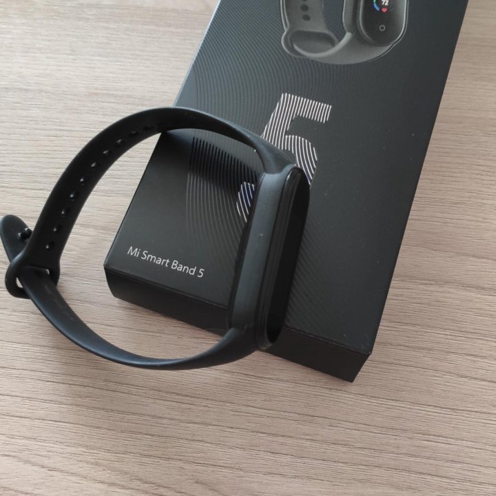 Фитнес браслет Mi Smart Band 5