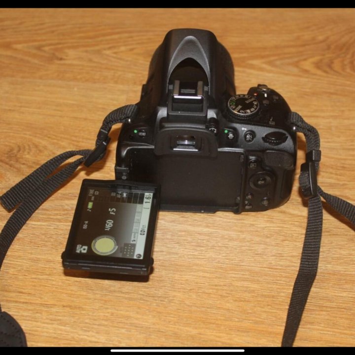 Nikon D5100 Kit 18-55