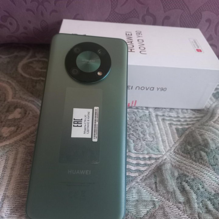 Huawei nova Y90