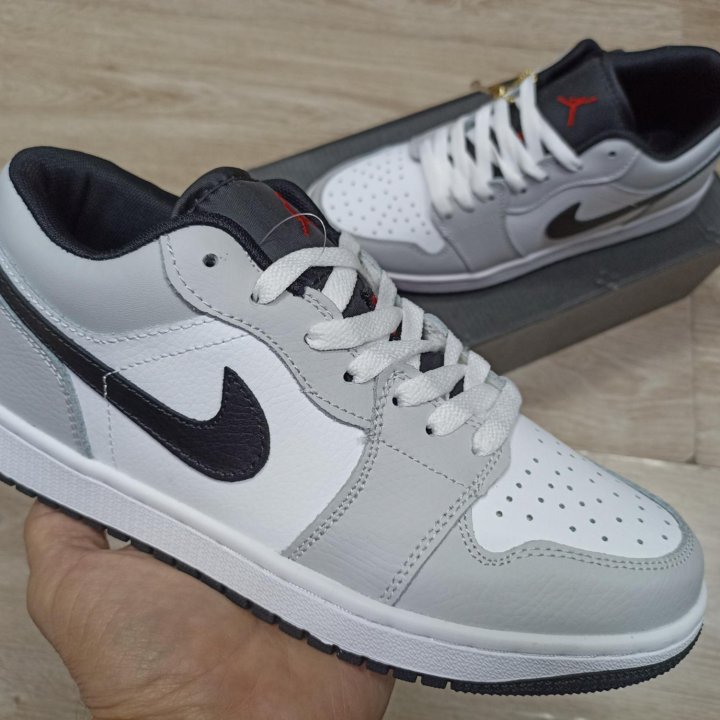 Nike Air Jordan 1 Low