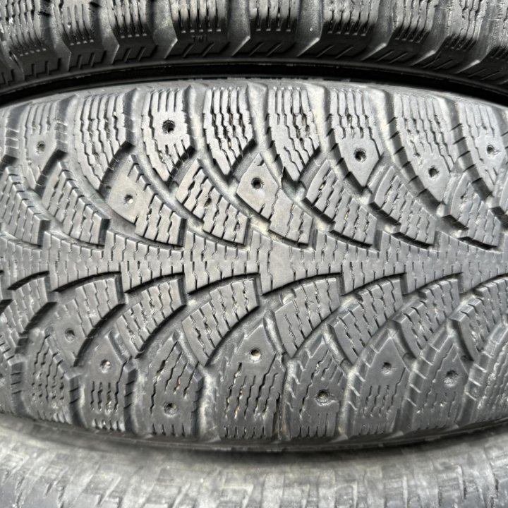 185/65 R15 Nokian Nordman 4