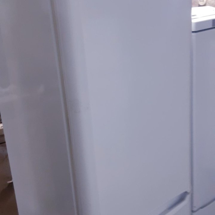 Indesit 2018г.в. 195/60/60(доставка/подъём)