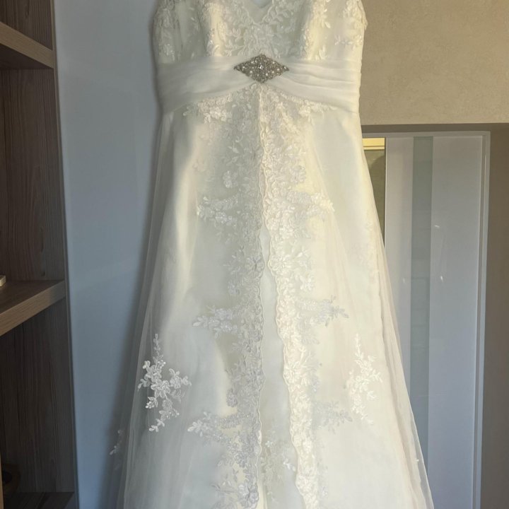 Платье свадебное 42-44 размер