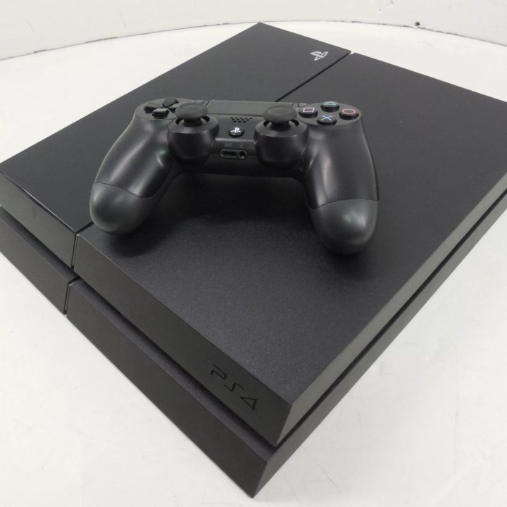 Sony PlayStation 4 [PS4] 1 Геймпад, + Игры