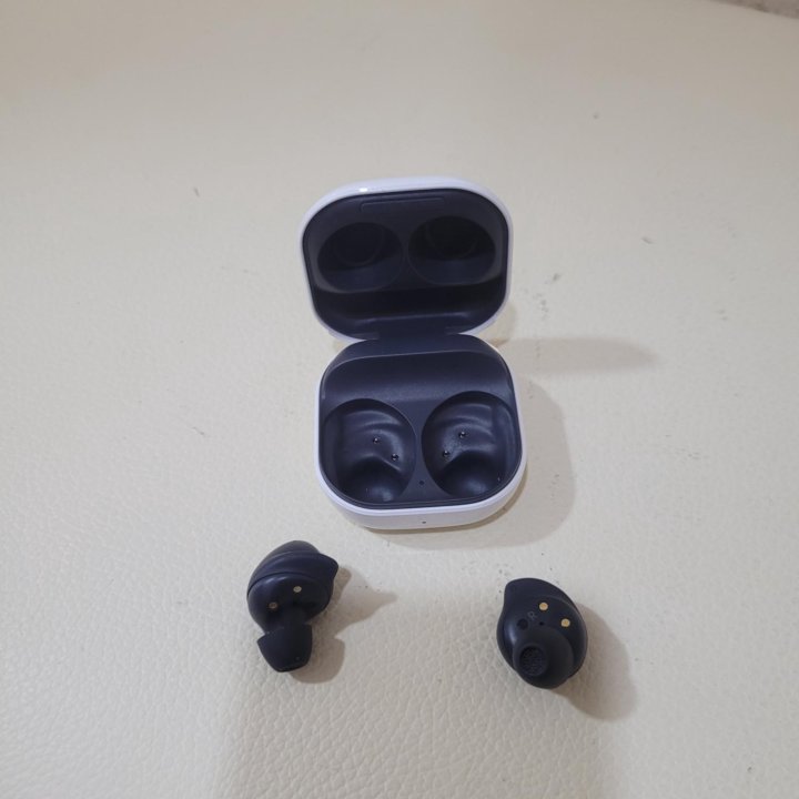 Наушники Samsung Galaxy Buds FE