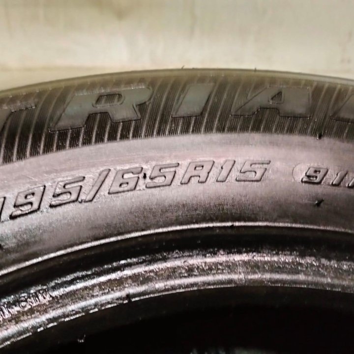 195/65 R15 Triangle Sjhtt TR978 3шт