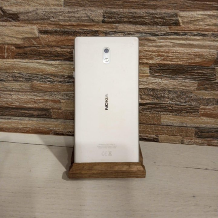 Телефон Nokia 3