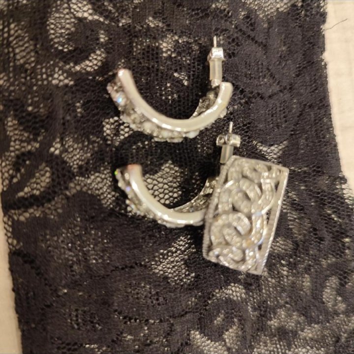 Комплект: кольцо и серьги