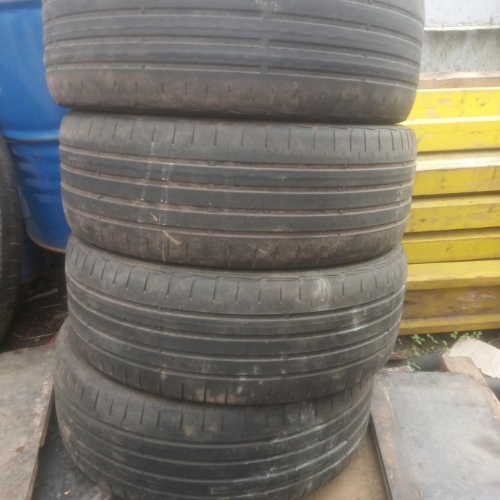 Continental ContiPremiumContact 5 205/55 R16