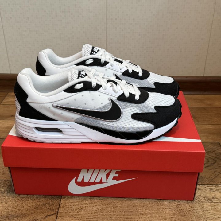 Nike Air Max Solo