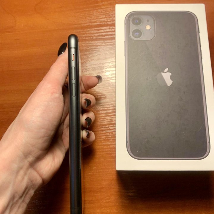 iPhone 11 black