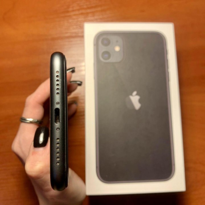 iPhone 11 black